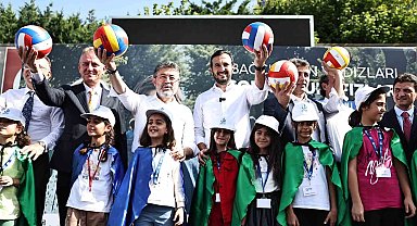 Bağcılar Belediyesi'nden 'Bağcılar'ın Yıldızları Sokak Muhafızları' projesinde 2 bin 446 çocuk ödüllendirildi