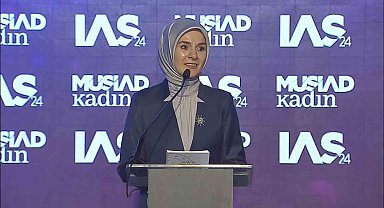 Bakan Göktaş Uluslararası Farkındalık Zirvesi'nde konuştu: "Bakanlık olarak Aile Rehberi Sistemi'ni başlatıyoruz"