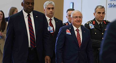 Bakan Güler, ABD'li mevkidaşı Austin ile ayaküstü görüştü