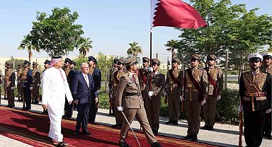 Bakan Güler, Katarlı mevkidaşı Al Attiyah ile görüştü