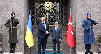 Bakan Güler, Ukrayna Dışişleri Bakanı Sybiha ile bir araya geldi