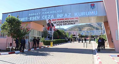 Bakan Tunç, Seydikemer'de cami, eğitim merkezi ve kütüphane açılışlarını gerçekleştirdi