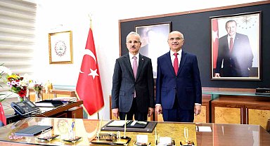 Bakan Uraloğlu Başkan Sami Er'le bir araya geldi