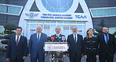 Bakan Uraloğlu'ndan İzmir'e 4 yeni iç hat müjdesi