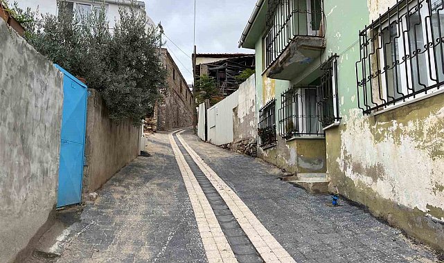 Balıkesir Büyükşehir; Bandırma ve Manyas kırsalına parke taşı döşedi