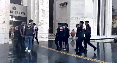 Balıkesir'de kayınvalidesini ve baldızını öldüren, eşini ve kayınpederini de yaralayan zanlı tutuklandı