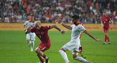 Barış Alper Yılmaz ile Kaan Ayhan, aday kadrodan çıkarıldı