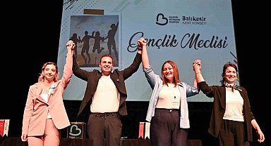 Başkan Akın: "Gençlerimizle omuz omuza çalışacağız"