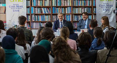 Başkan Alemdar gençler için 3 farklı çalışmayı anlattı ve öğrencilere çağrı yaptı: