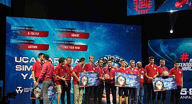 Başkan Altay TEKNOFEST'e damga vuran Kapsül takımlarını tebrik etti