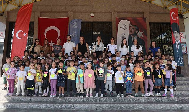 Başkan Çerçioğlu, çocukları tiyatro ile buluşturdu