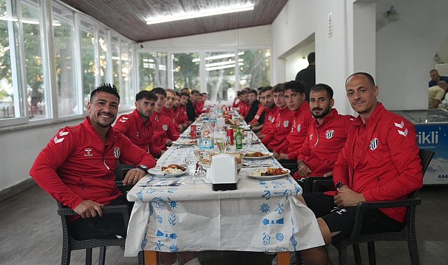 Başkan Deveciler moral yemeğinde sporcularla buluştu