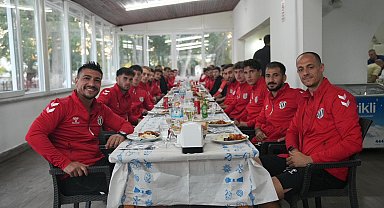 Başkan Deveciler moral yemeğinde sporcularla buluştu