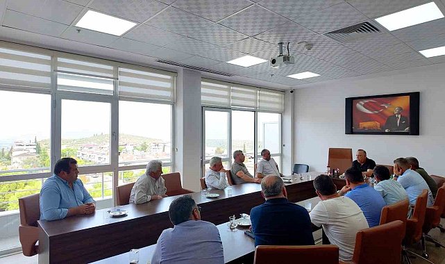 Başkan Özel, mermer sektörü temsilcileriyle bir araya geldi