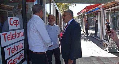 Başkan Sadıkoğlu, Kışla Caddesi ve Söğütlü Cami esnafları ile bir araya geldi
