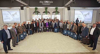 Başkan Sandıkçı'dan muhtarlara bilgisayar