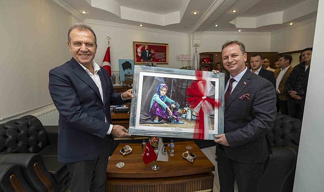 Başkan Seçer: "El birliğiyle Gülnarlılara çok değerli hizmetler yapacağız"