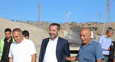 Başkan Şerifoğulları, Karşıyaka-Beyyurdu yolunda incelemelerde bulundu