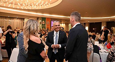 Başkan Uysal: "İnsanlığın geçmişi insanlığın geleceğine ışık tutmalı"