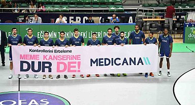 Basketbolcular, meme kanserine 'dur' dedi