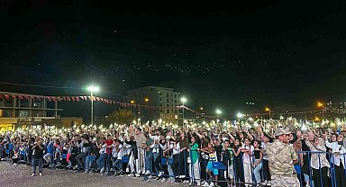 Batman'da festival on binlerin katıldığı konserle sona erdi