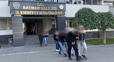 Batman'da otogar civarında uyuşturucu satışı yapan 4 kişi tutuklandı