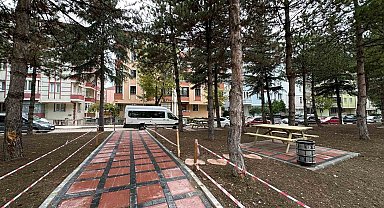 Belediye Varinli Caddesi'nde çevre düzenlemesi yaptı