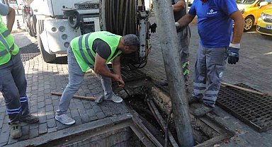 Belediyeden kanal açma ve temizlik çalışmaları