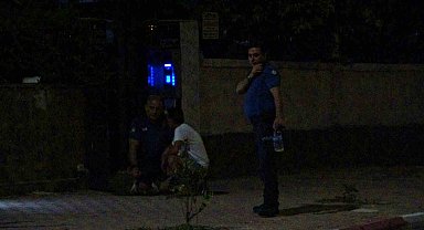 Benzin dolu şişe ile kendisini ve ailesinin içinde bulunduğu evi yakmak istedi