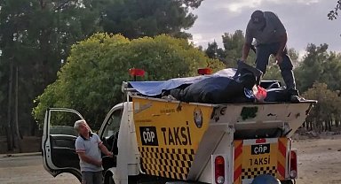 Beşiktaşlı taraftarlardan çevre temizliği