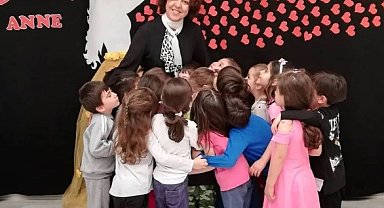 Bilecik'in sevilen 'Müdür Teyzesi' emekli oldu