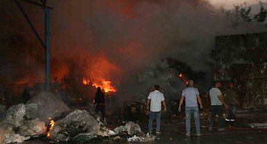 Bilecik'te geri dönüşüm tesisinde yangın