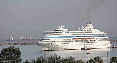 Bin 114 Rus turist, kruvaziyerle Samsun'a geldi