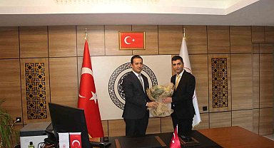 Bitlis İl Sağlık Müdürlüğü'nde devir teslim töreni