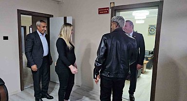 Bitlis Özgüzelderespor futbolcusu Süphan Dağı eteğinde nikah masasına oturdu