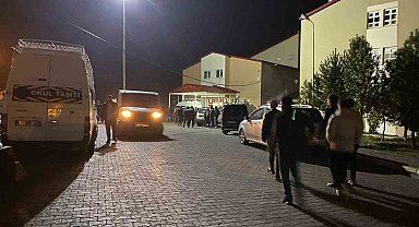 Bitlis'te mezraya yıldırım düştü, 5 kişi yaralandı
