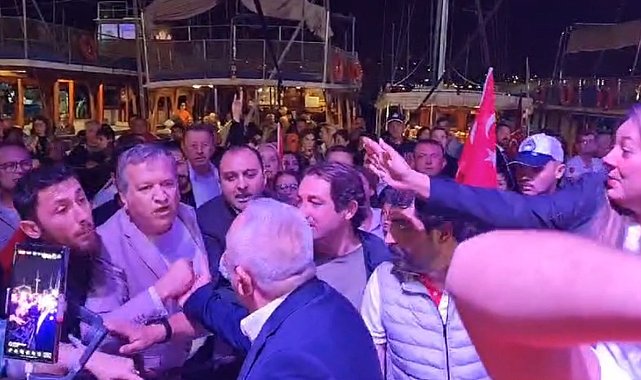 Bodrum'da 29 Ekim kutlamasında gerginlik