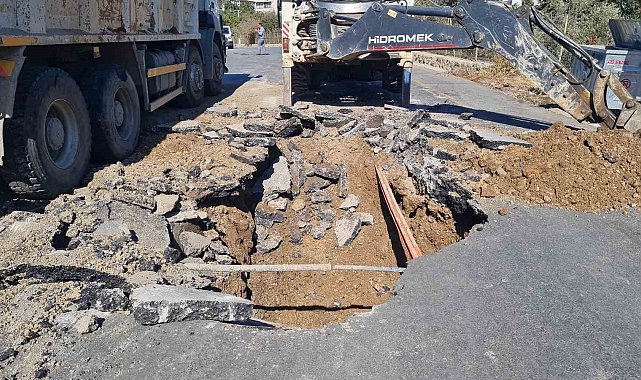 Bodrum'da ana isale hattı patladı