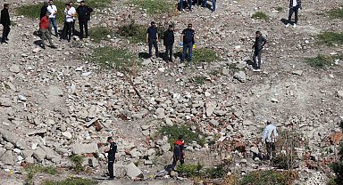 Boş arazide insan kemikleri bulundu