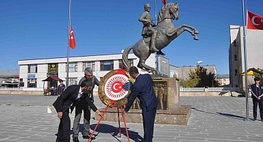 Bulanık'ta 'Muhtarlar Günü' kutlandı