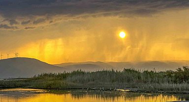 Bursa semalarında bulutlardan görsel şölen