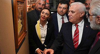 Bursa'da 101. yıla özel 'Çok Yaşa Cumhuriyet Sergisi' açıldı