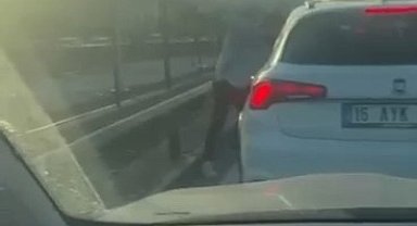 Bursa'da yumruklu 'yol verme' kavgası