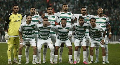 Bursaspor, tüm liglerde gol yemeyen tek takım unvanını koruyor