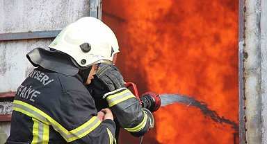 Büyükşehir İtfaiyesi'nden 1 ayda toplam bin 150 olaya müdahale