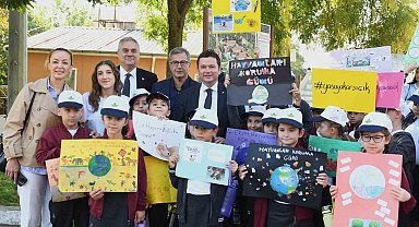 Can dostlar 4 Ekim'i en güzel kıyafetleri ile kutladı