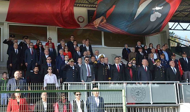 Çaycuma'da Cumhuriyet'in 101. yıl coşkuyla kutlandı