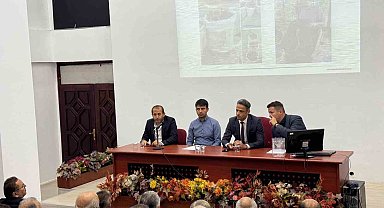 Çaycuma'da kahverengi kokarca böceğine mücadele