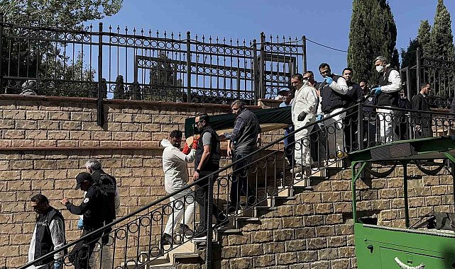 Cem Garipoğlu'nun mezarından çıkarılan cesedi Adli Tıp Kurumu'na götürüldü