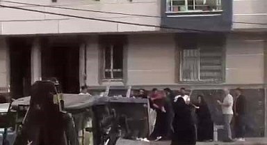 Ceviz kavgasına iş makinesiyle geldi, 20 kişi yaralandı